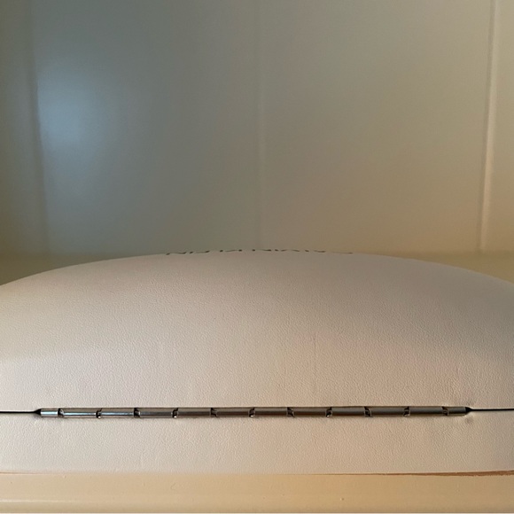 Calvin Klein Hinged Hard Leather Eyeglass Case - Picture 3 of 6